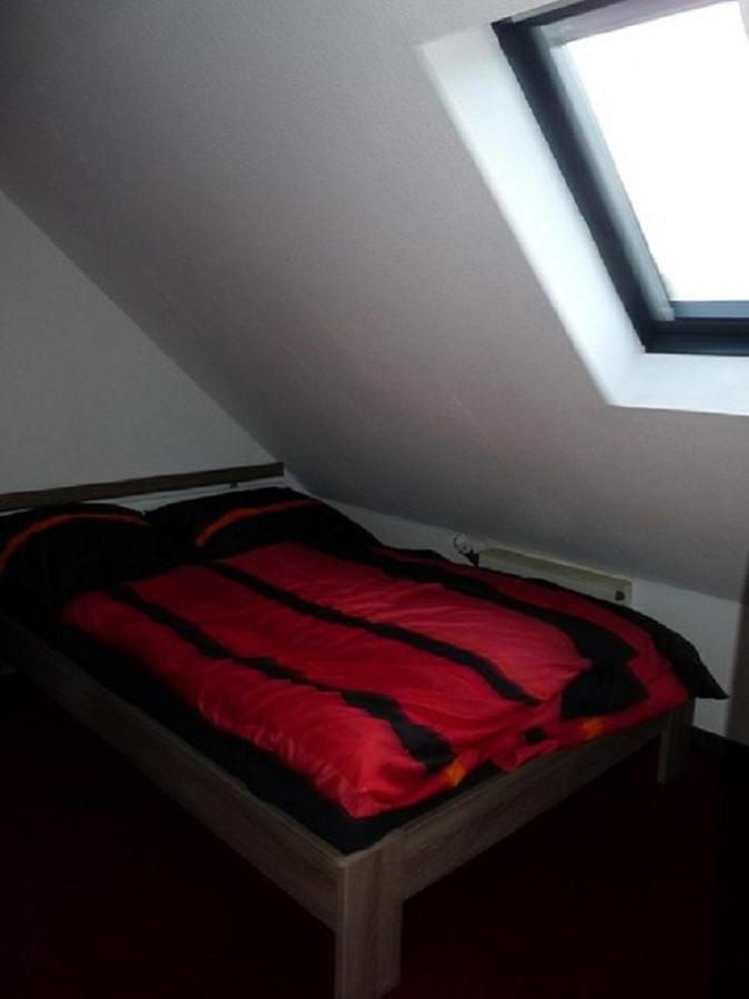 Ferienwohnung In Duesseldorf Hassel エクステリア 写真